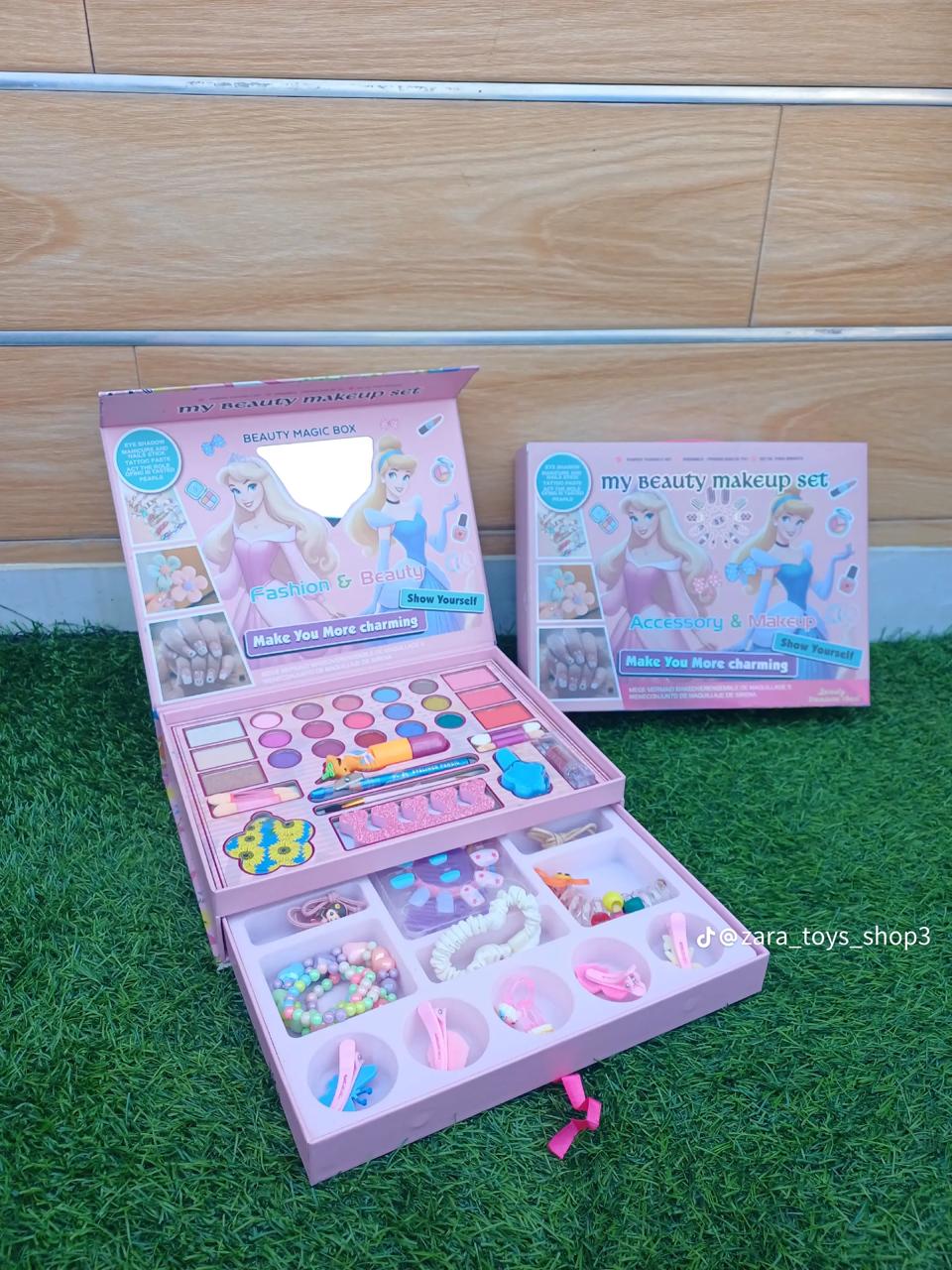 Buy Girls Realistic Beauty Makeup & Jewellery Set