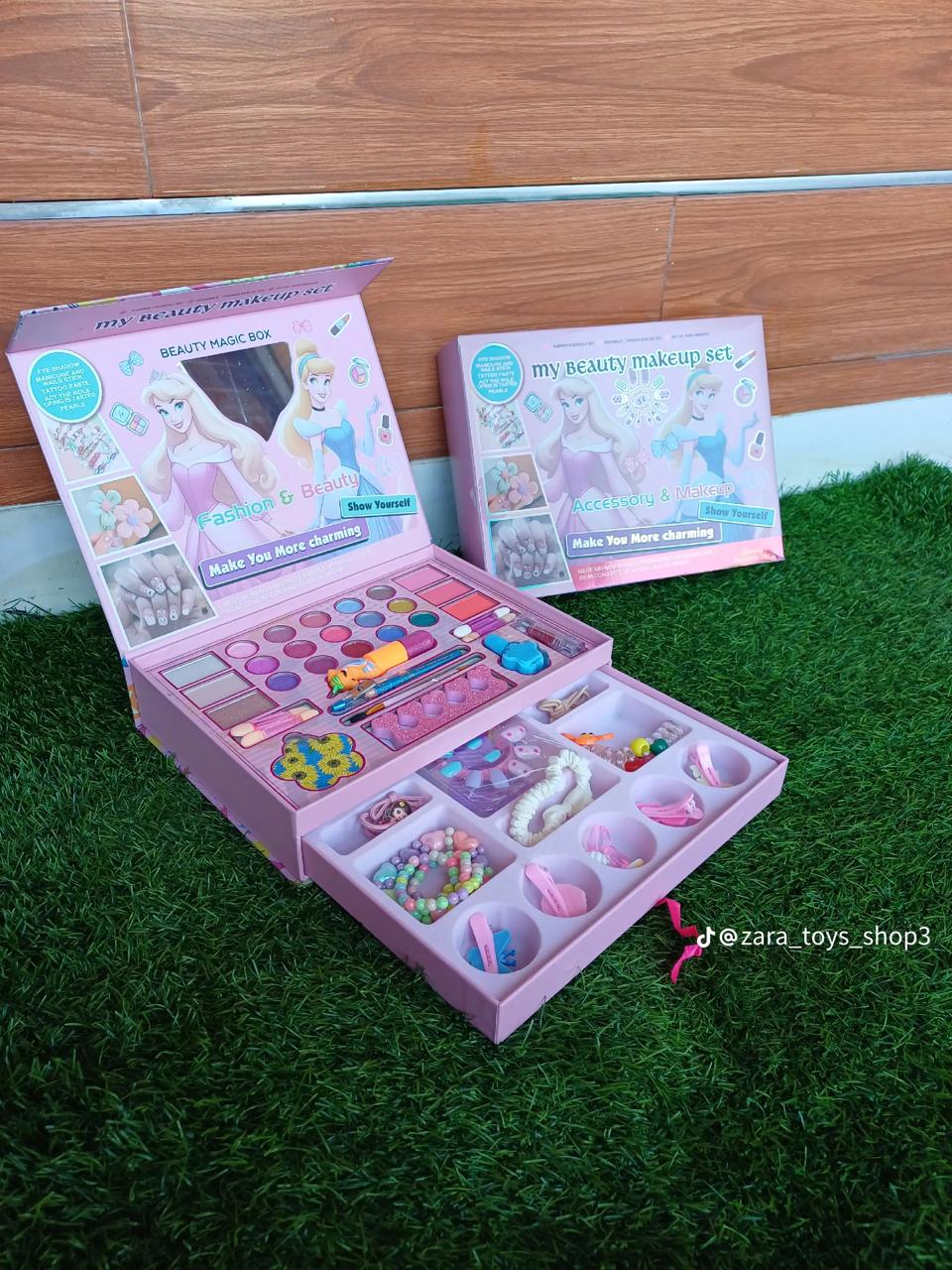 Buy Girls Realistic Beauty Makeup & Jewellery Set